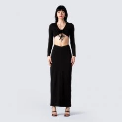 FINESSE Nadia Black V Waist Skirt