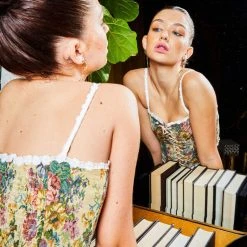 FINESSE Antoinette Royalty Top Tops