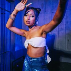 FINESSE Tops Eva Criss Cross Top